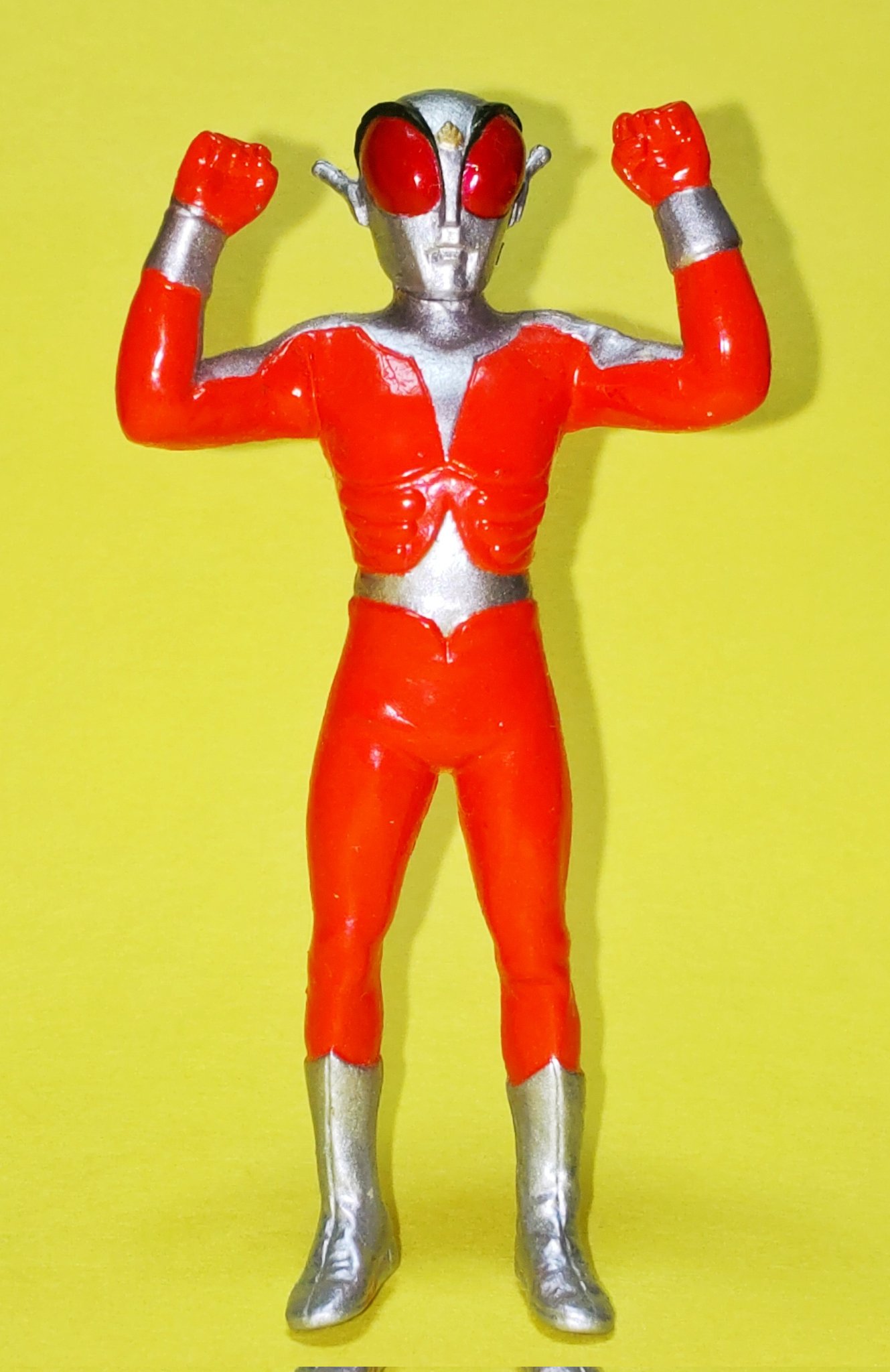 ガシャポンEX円谷ヒーロー大全集 - البحث / X