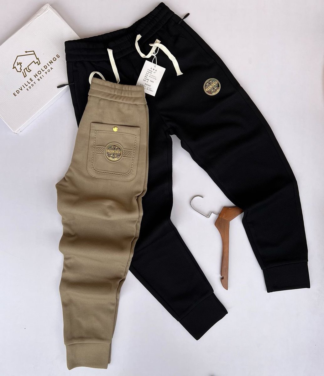 Tuesday Hustle!

Good morning hustlers, quote  with your products and services.

Dm me or WhatsApp 0708107434 for sweater pants 40k. 
#TuesdayHustle