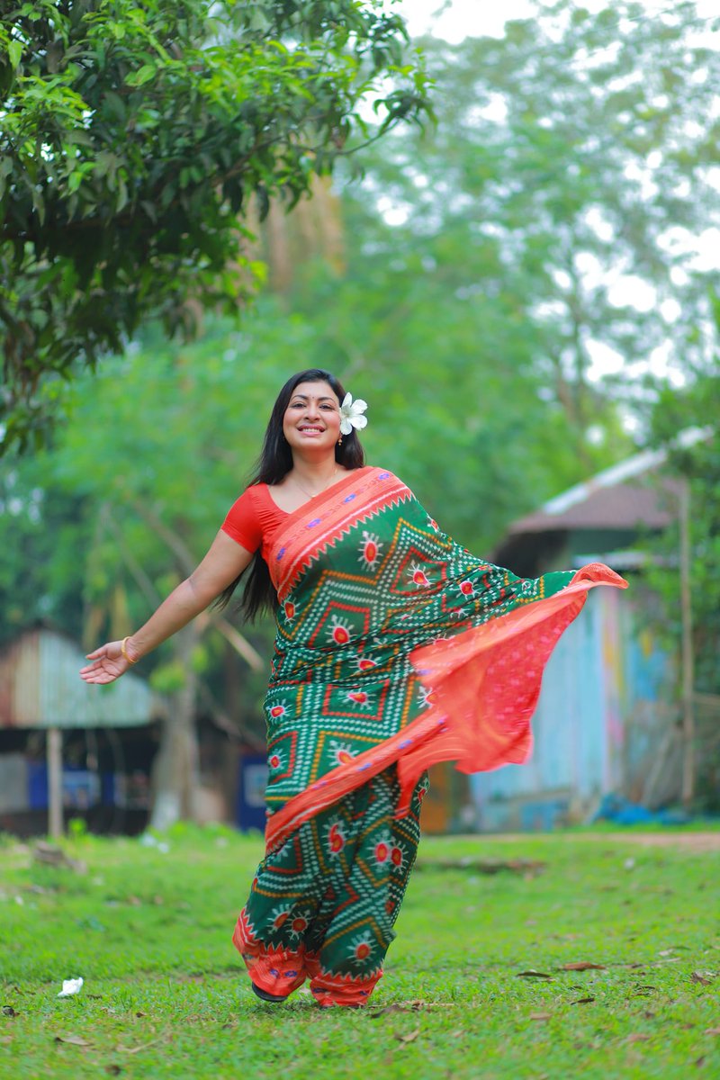 Celebrity_Barta's tweet photo. ছোট পর্দার জনপ্রিয় অভিনেত্রী প্রিয়াংকা জামান।
#PriyankaJaman #BDActress #BDModel #EntertainmentBarta https://t.co/5rMPJ4WyHq