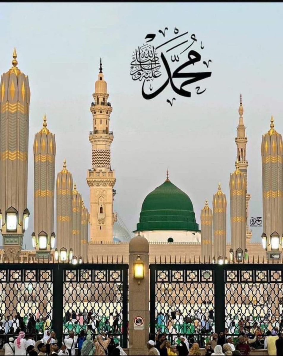 کی محمد ﷺ سے وفا تونے تو ہَم تیرے ہیں...
یہ  جہاں  چیز  ہے کیا  لوح و قلم  تیرے ہیں...