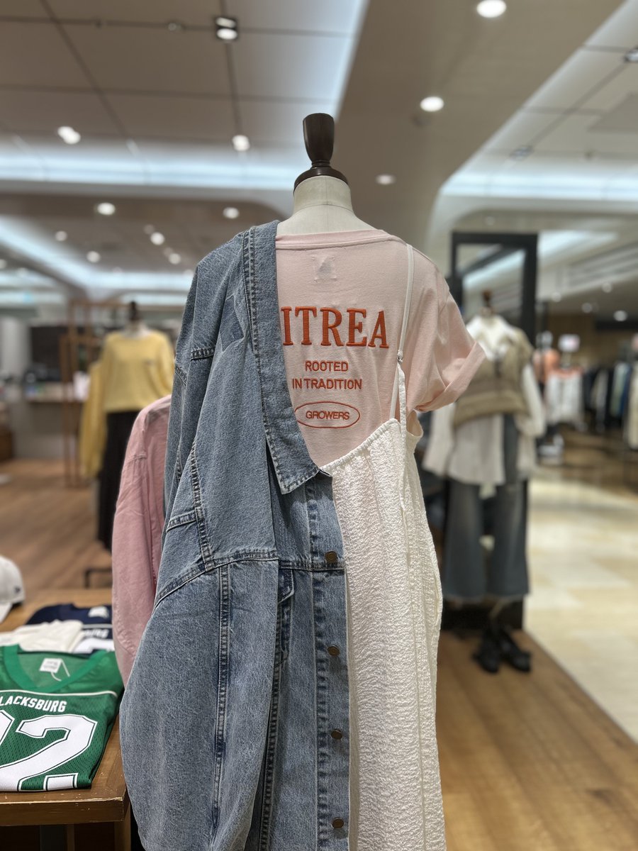 ungrid_sendai's tweet photo. おはようございます🌞

本日も店内可愛いアイテム盛り沢山で
皆様のご来店をお待ちしております！

お気軽にお立ち寄り下さい💕

＃ungrid
＃ungrid仙台パルコ https://t.co/KVyfptHOtr