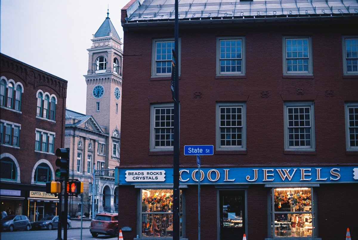 Oranges and blues of Vermont <3 #35mm