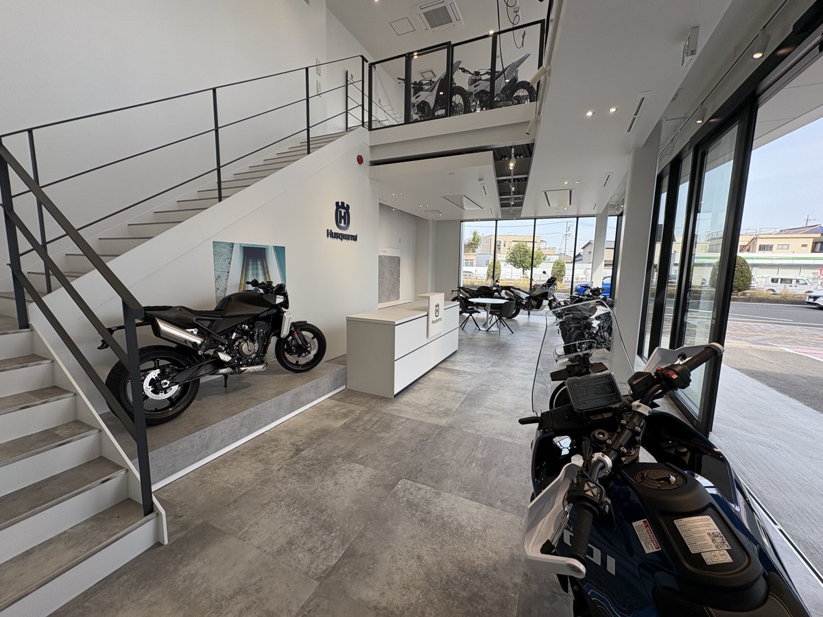 HusqvarnaMCJP's tweet photo. 【 新規オープンのお知らせ 】
三重県初となる正規ディーラー『ハスクバーナ東海』が、4月12日（土）に新規オープン！

4月12日から30日までは、オープン記念セールを開催。
数に限りはございますが、ウェルカムドリンク、来店記念品や商談プレゼントを用意しております！
https://t.co/TZ7bJxyRxP https://t.co/LT7s3V937C