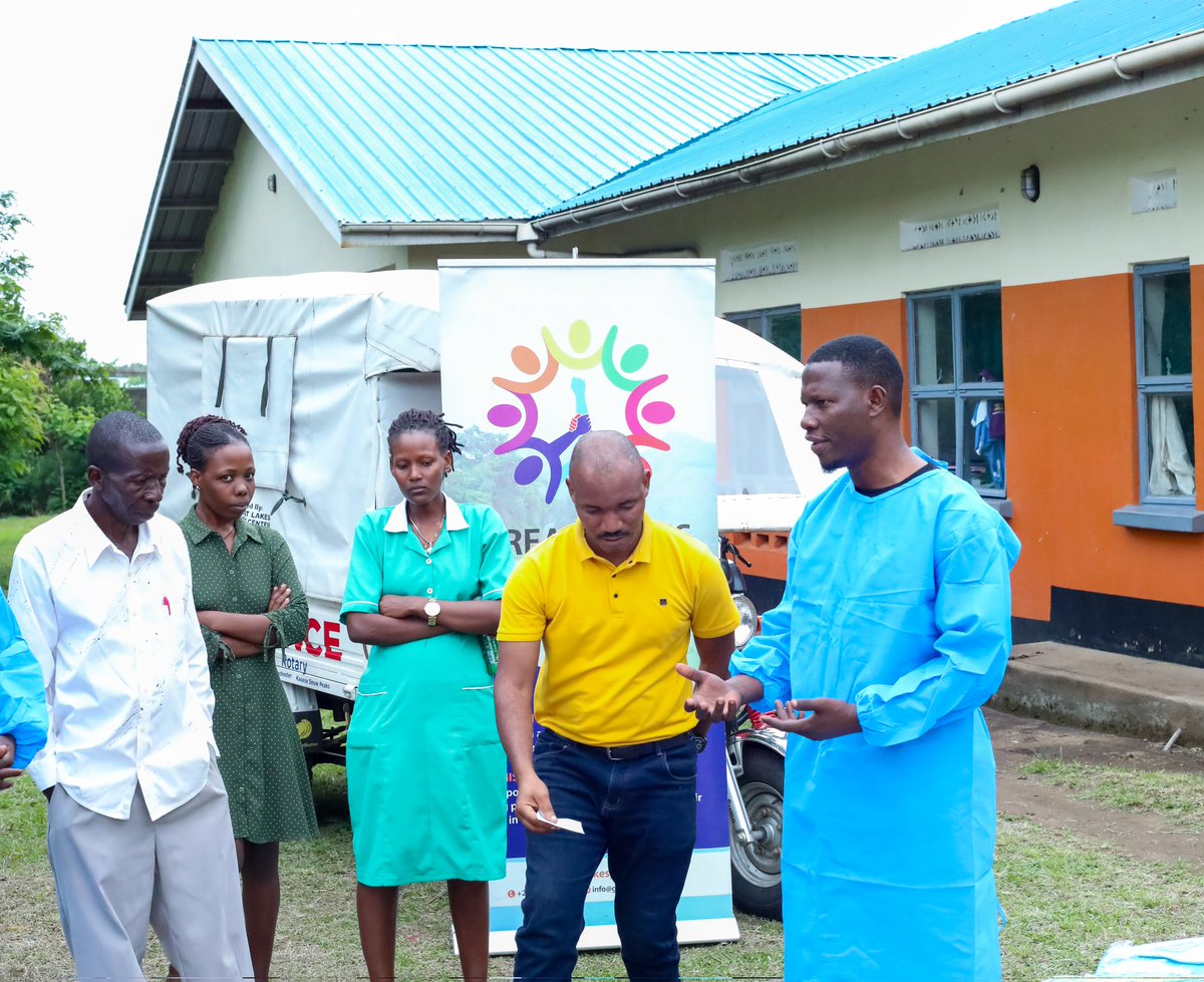 With Support from our partners <a href="/WinchRotary/">Winchester Rotary UK</a>, we have equipped the Tricycle Ambulance at Kyempara Health Center 3 in Kasese district with assorted medical items

They included; BP Machine, Hand held pulse meter, Stethofoetal, Glucometer, Penquine sucker, Gum boots, Gear apron..
/1
