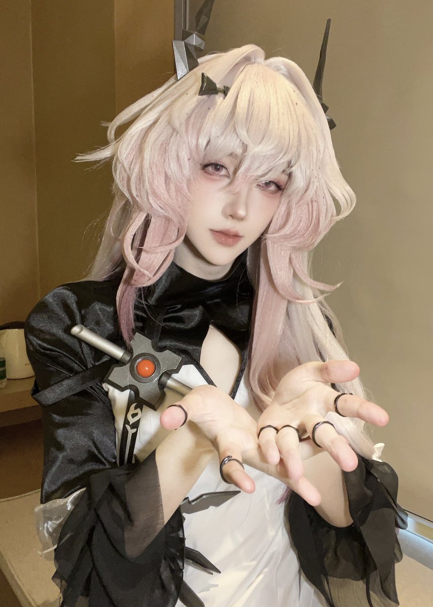 テレジア

#明日方舟 #アークナイツ #cosplay