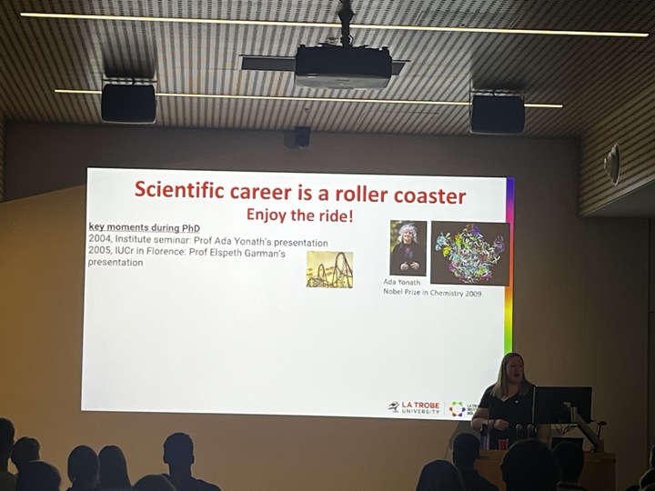 AdelaideProtein's tweet image. 🎤A huge thank you to our amazing invited speaker Prof. Stephanie Gras for an inspiring and insightful talk at our PEP(TIDE) TALK Networking Night! 

✨ Your words sparked meaningful conversations and motivated our protein community. We&apos;re so grateful you joined us! 💬