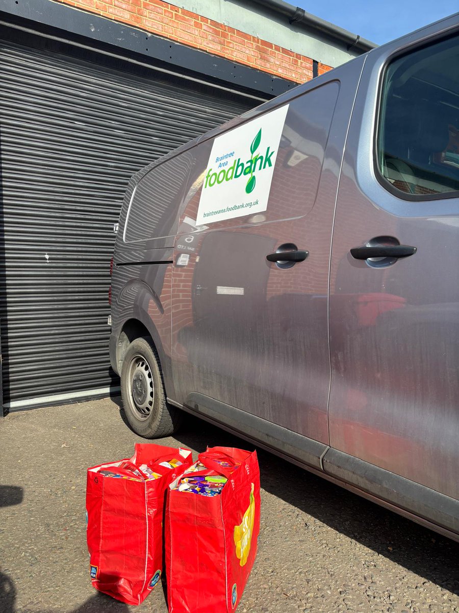 Over the past few weeks, our wonderful employees have been busy collecting Easter Eggs for our Annual Easter Egg Appeal 🐣🥚

🐣 Braintree Foodbank
🐰 Kids Inspire
🍫 Dundonald Foodbank – which received an egg-cellent 110 eggs, weighing a total of 14.8kg! 🙌

#EasterEggAppeal