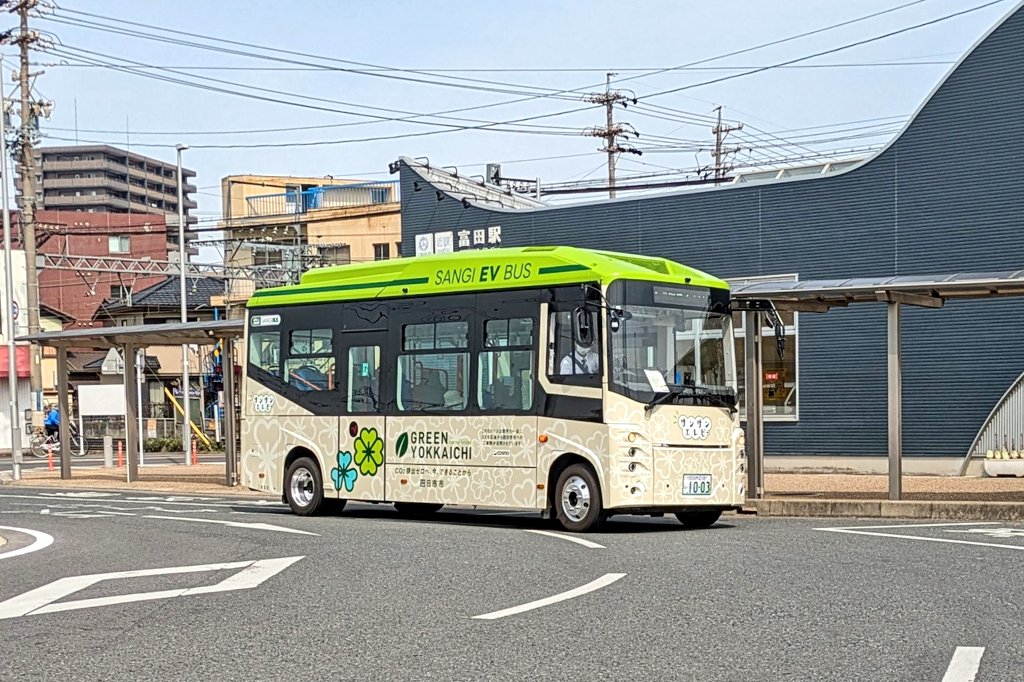 三岐鉄道 三岐バス 1003 1ドア仕様のBYD J6 2.0 です。 専ら、四日市