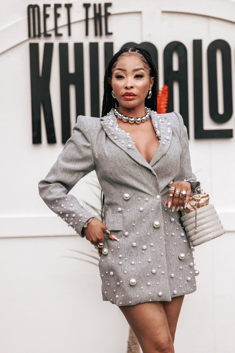 MDNnewss's tweet image. Actress Khanyi Mbau at the premiere of Meet the Khumalos on Netflix.