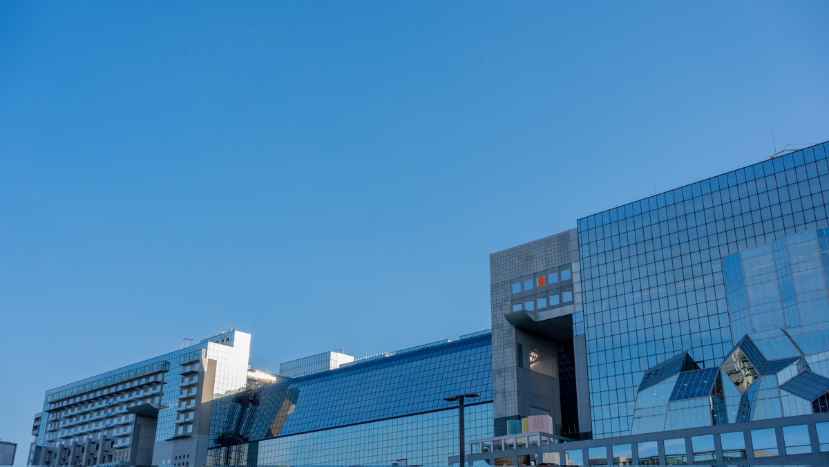 uyotwist's tweet image. #StructuredSkyframe