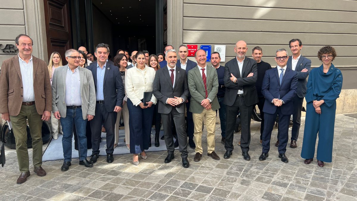 GVA INVAT•TUR (@gvainvattur) on Twitter photo Queda inaugurada la TechYroom 2.0 en <a href="/CaroHotelVLC/">Caro Hotel</a>, una iniciativa pionera de Turisme Comunitat Valenciana, impulsada por INVAT·TUR en colaboración con el Instituto Tecnológico Hotelero.
🔗 Más información: lnkd.in/d93JmdxB Queda inaugurada la TechYroom 2.0 en <a href="/CaroHotelVLC/">Caro Hotel</a>, una iniciativa pionera de Turisme Comunitat Valenciana, impulsada por INVAT·TUR en colaboración con el Instituto Tecnológico Hotelero.
🔗 Más información: lnkd.in/d93JmdxB