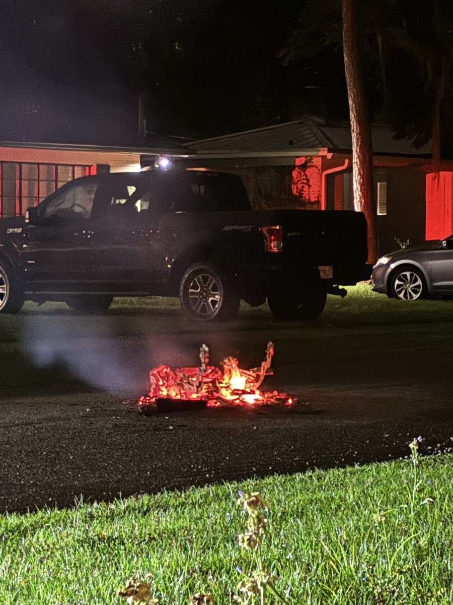Which one of you lit a chair on fire in the middle of the road 💀