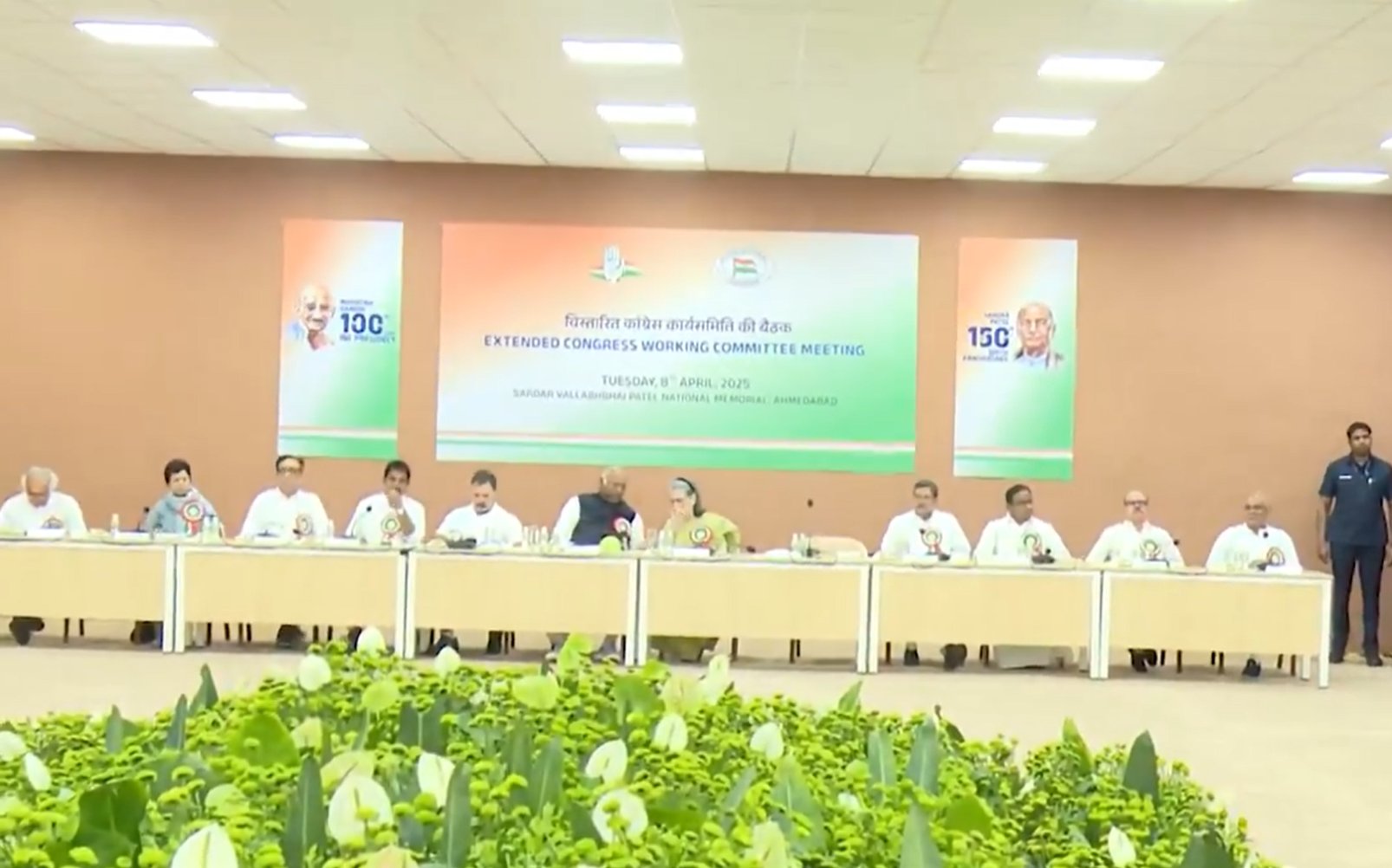 CWC meeting of Congress underway in Ahmedabad