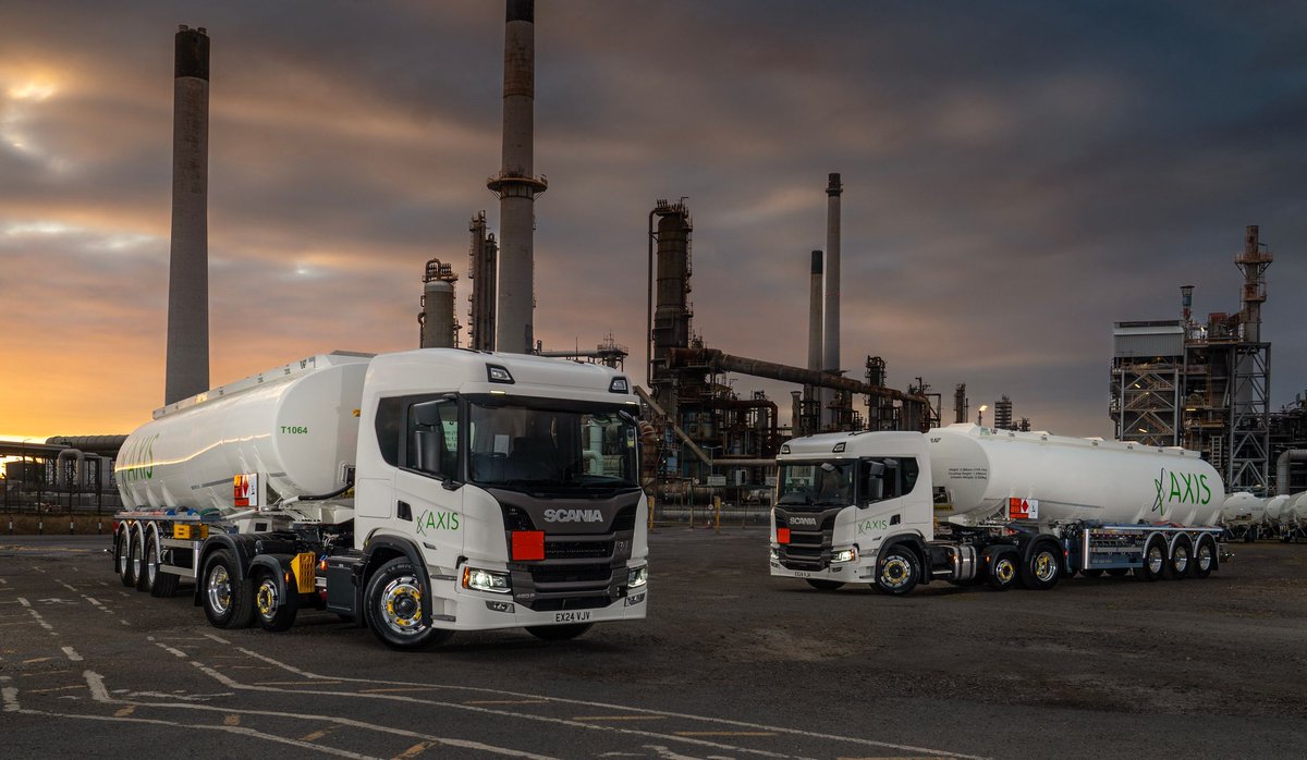 𝗗𝗶𝗱 𝘆𝗼𝘂 𝗸𝗻𝗼𝘄? We’re one of the few UK energy companies with our own logistics business—@_AxisLogistics. This unique advantage gives us greater control over deliveries, enhancing service levels and boosting efficiency for our customers.

#PraxGroup #AxisLogistics