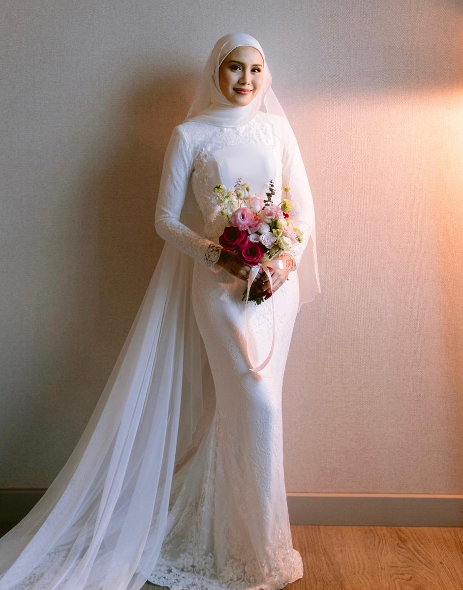 jepandjay's tweet photo. Walked in as two, walked out as one. 
Dari Miri, dengan cinta. 
Simple, sweet, and just right. Thank you for trusting me to be part of your big day. From fittings to flowers, from nerves to vows. Every moment was worth it.
Congrats lovebirds. https://t.co/89qTo58OFQ