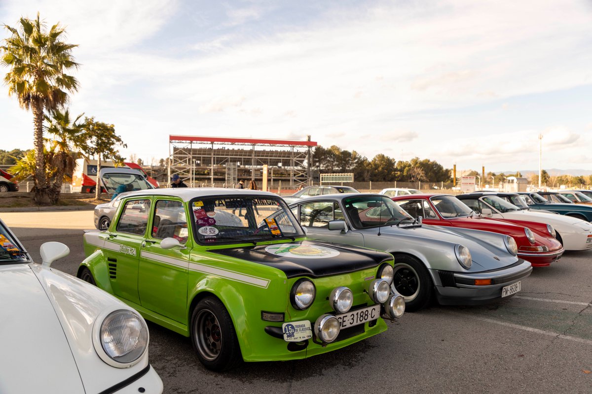 No solo había joyas en la pista, ¡en nuestro parking de clásicos había de esos vehiculos de los que ya no se ven!

🏁 Os esperamos en la edición del año que viene

⚡⚡27-28-29 de marzo 2026 en el Circuit de Barcelona-Catalunya⚡⚡

💚 #EspiritudeMontjuic
❤️ #CircuitdeCatalunya
