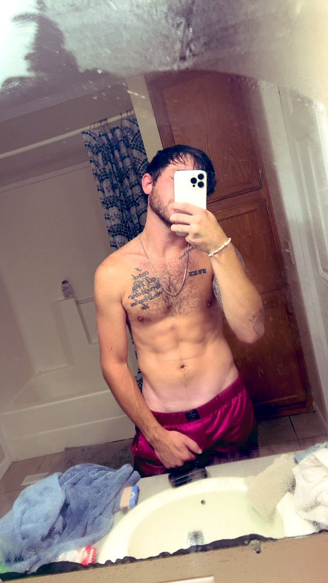 1k = surprise Who’s draining there wallet for this alpha on April fools 💵💰🐷  #cashsub #findom #alpha #straightfeet #financialdomination #finsub #cashmaster #paypig #cashslave #master #sub #feet #findom #cashmaster #mensocks #paypig #malefootworship #malefeet #alpha #submissive