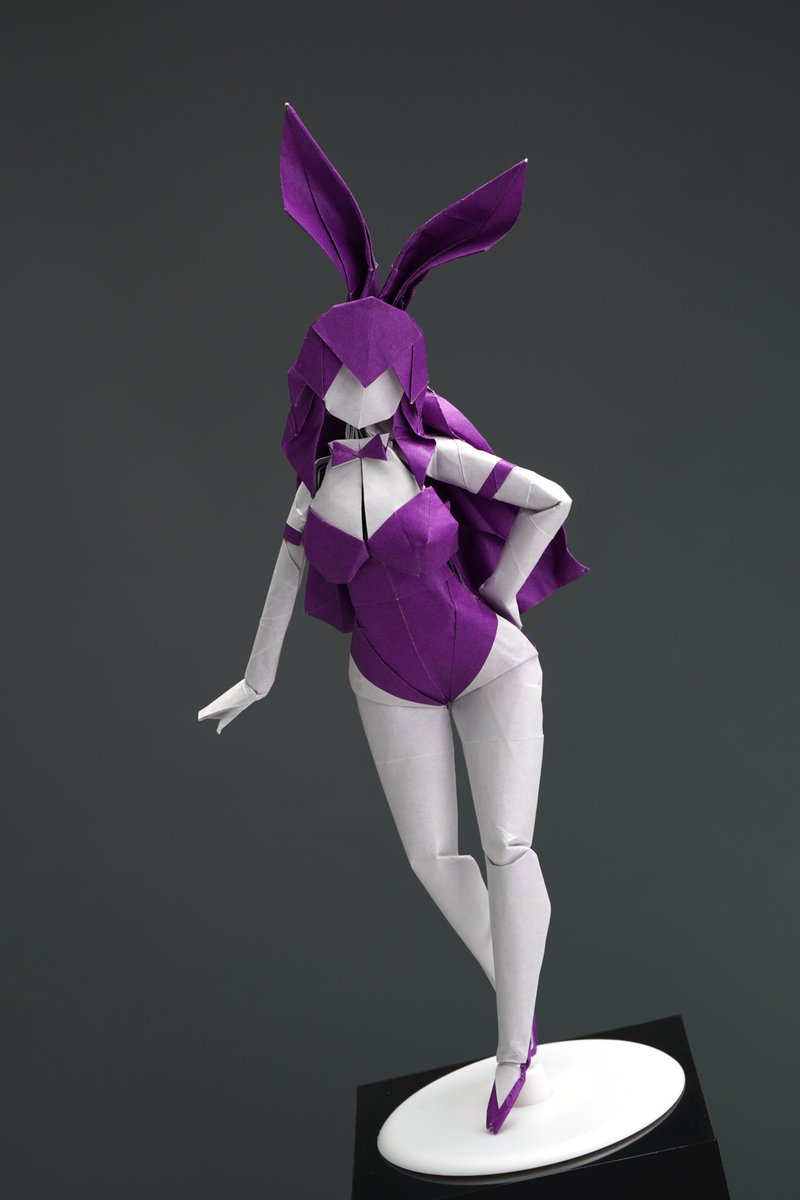 Bunny Girl 2.0
60cm*60cm kami