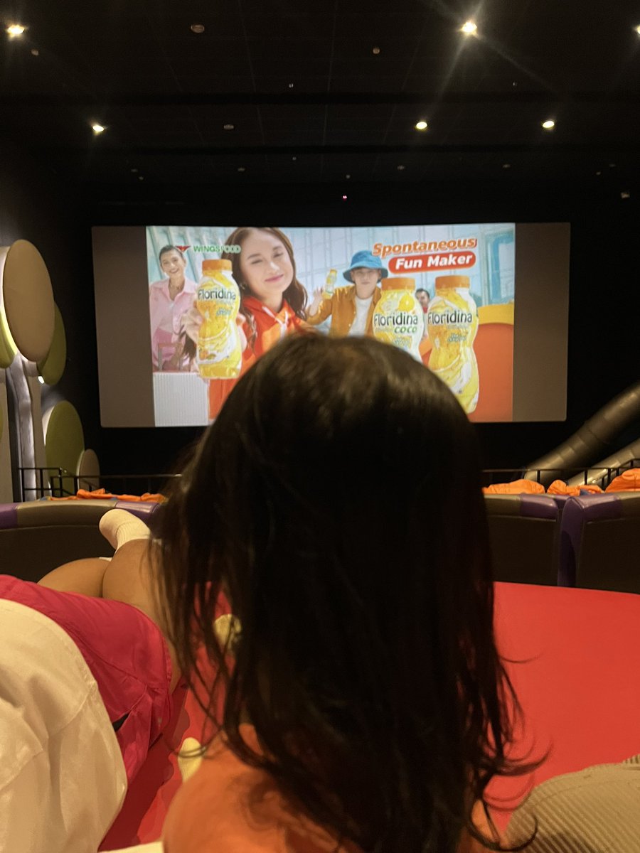 Gisela yang Bukan Artis tweet media