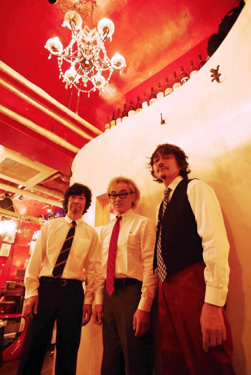 Oh! Roony!!
ちょっと久しぶりのワンマン➡️本日正午より予約開始しました！
目標のオリジナル曲、
鋭意イメージ中です(笑)
ご予約〜ご来場お待ちしております！！！