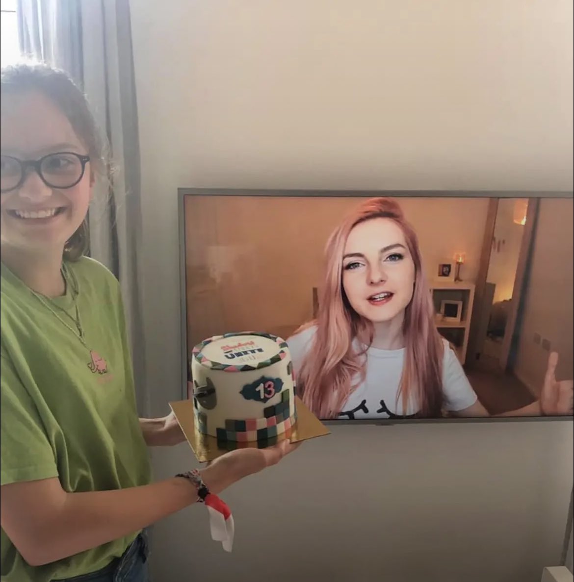 erin🎗 tweet media