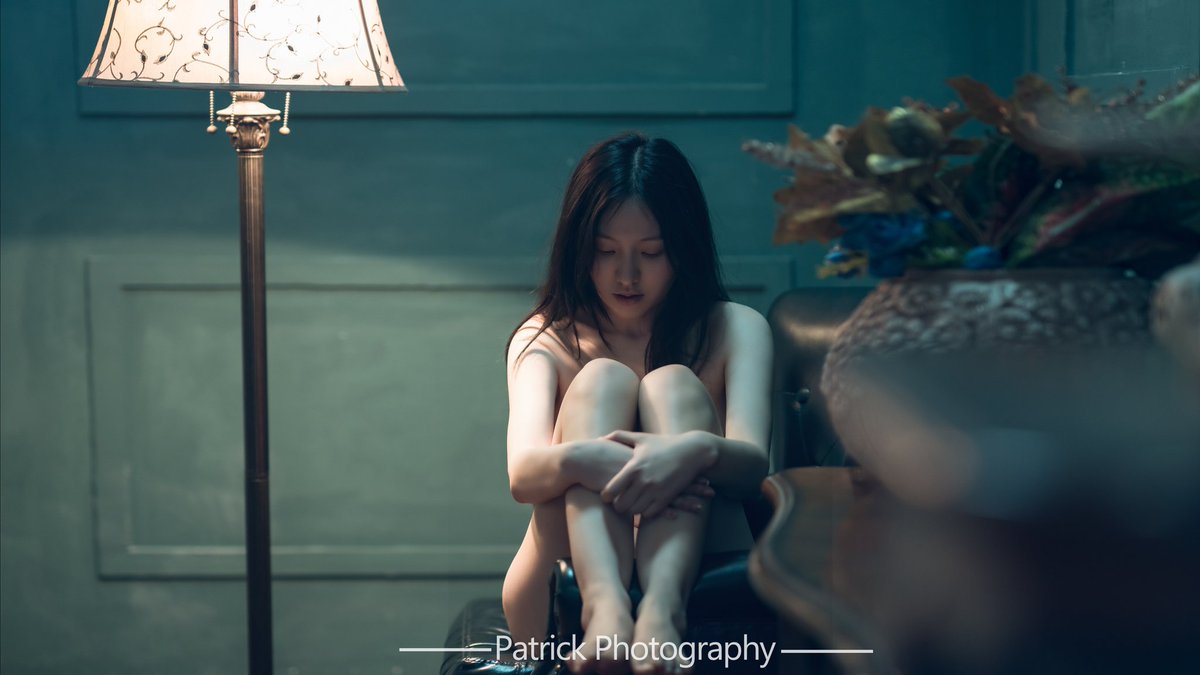 她走的悄无声息
Model : 宁
Photograph : @yanshyong 
#私房 #情绪 #写真 #唯美 
@007share 
@Fengsiyuan 
@tbzt2024 https://t.co/93mFNdeQUT