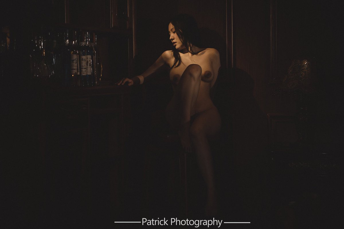 她走的悄无声息
Model : 宁
Photograph : @yanshyong 
#私房 #情绪 #写真 #唯美 
@007share 
@Fengsiyuan 
@tbzt2024 https://t.co/93mFNdeQUT
