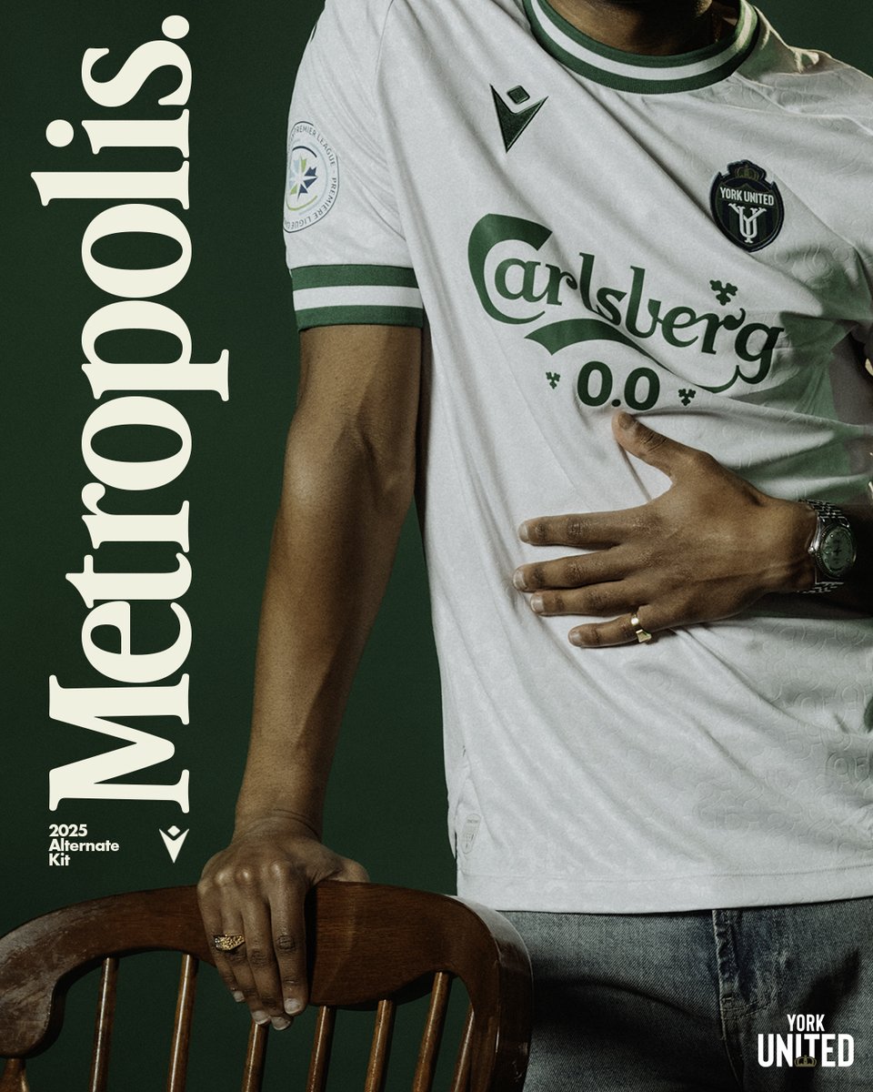 inter__toronto's tweet photo. 𝘽𝙡𝙖𝙨𝙩 𝙛𝙧𝙤𝙢 𝙩𝙝𝙚 𝙥𝙖𝙨𝙩. 🚀

You don’t have to be loud to stand out. Our 2025 Alternate kit featured a clean, white embossed texture and bold green trim that’s hard to ignore. 

Available now at https://t.co/OCO4bHnBN1 

#BetterTogether | #YorkUnited https://t.co/Mcb0gDafG7