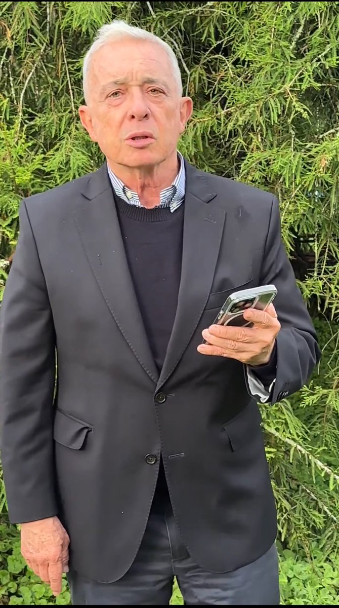 Jhonffonseca's tweet image. Hagamos una prueba… ¿Apoyarías a Álvaro Uribe Vélez para Vicepresidente de Colombia en el 2026?

¿Sí o no?