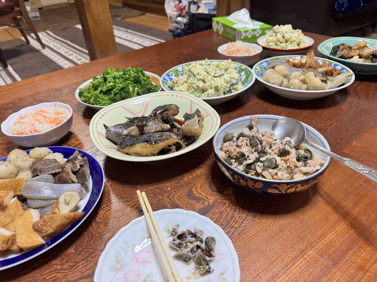 torayamaneko's tweet image. 昨日、青海地区の方々と懇親会を行いました。
皆さん今後の活動にに期待していました。
終了後、地元の方のお宅に泊めて頂きました。
地元のお料理を満喫いたしました。
皆さんも青海のぜひお越し下さい。