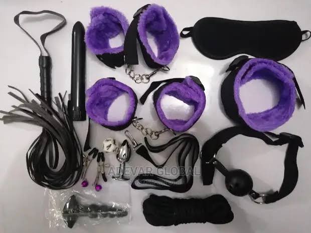 Goddesshap72613's tweet photo. Come for your toys and mistress sessions booked I can also help you build your dungeon as you want at your choice and price you have 👠🔞 https://t.co/CXqlpY4vuF