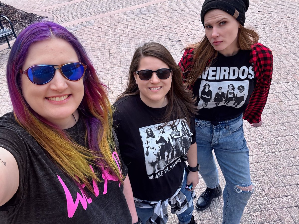 chair 👉🏻🪑 tweet media