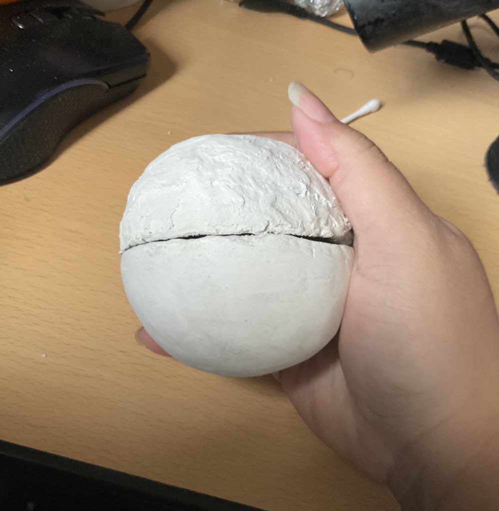 Took a break from drawing to finish up my lil project
Im so close to finishing it up