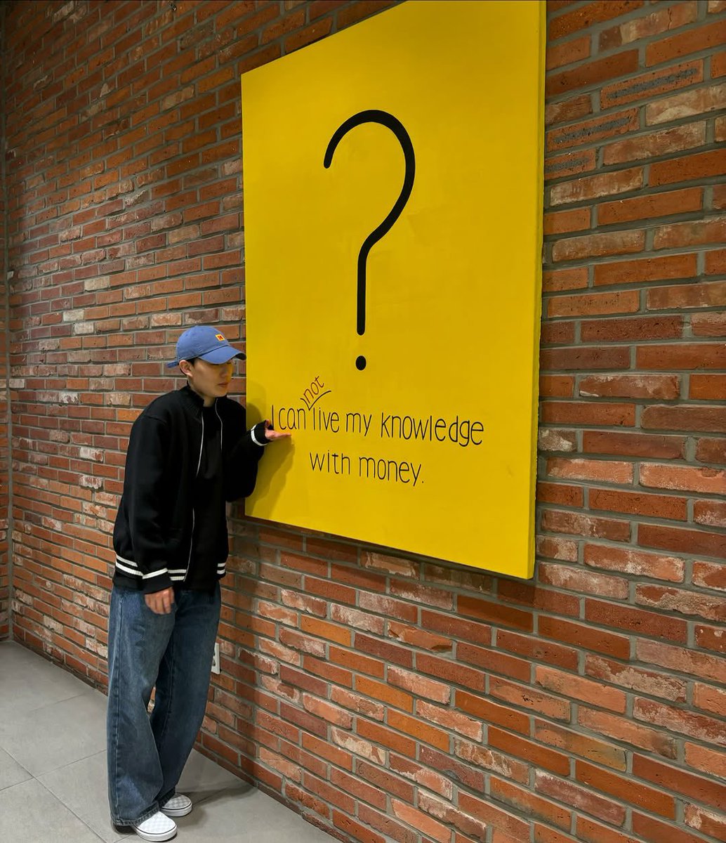 아침부터 충격적인 사건 두개가 휘몰아쳐서 머리아픔