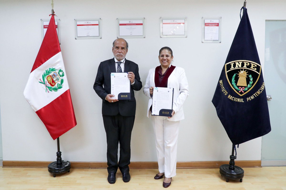 INPEgob's tweet photo. Gracias al convenio entre el @DeObstetrasPeru y el #INPE, reforzamos el acceso a atención obstétrica y salud sexual y reproductiva en los penales. ¡Seguimos trabajando por un sistema penitenciario más humano y saludable! https://t.co/gXd1UrEYCw