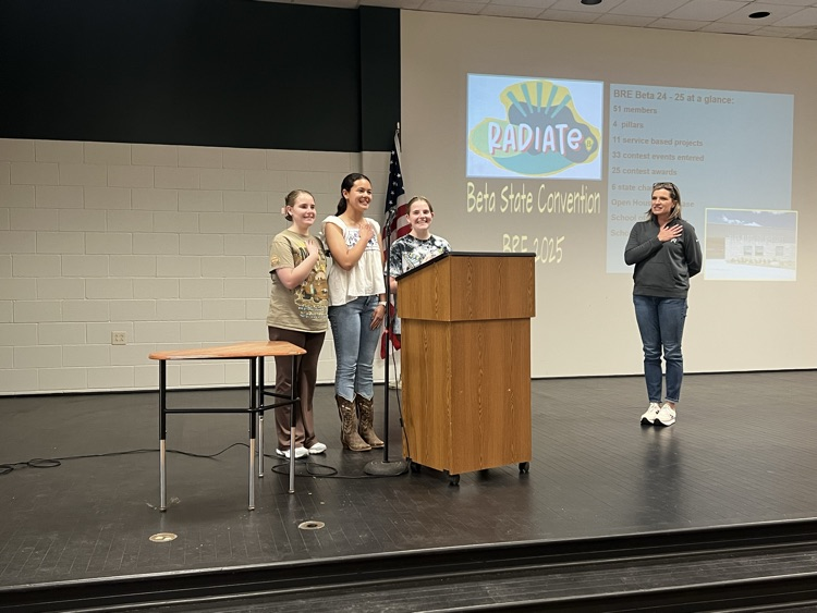 BlueRidgeISD's tweet photo. BRHS Senior Beta club members Reece, Reghan, and Elly led the BRISD Board of Trustees in the Pledge of Allegiance at tonight’s School Board meeting. #BRISDpride #RaiseTheRidge https://t.co/EuUfJbPE22