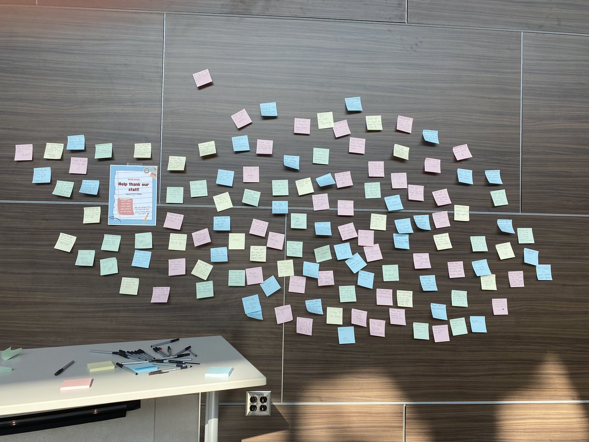 Principal Project (@principalproj) on Twitter photo 📁✨ File this under #TeacherAppreciationWeek inspiration!
Students made a wall of gratitude with positive messages about their teachers at <a href="/wahconahrhs/">Wahconah Reg HS</a>.
(Via P <a href="/AaronRobb5/">Aaron Robb</a>) 📁✨ File this under #TeacherAppreciationWeek inspiration!
Students made a wall of gratitude with positive messages about their teachers at <a href="/wahconahrhs/">Wahconah Reg HS</a>.
(Via P <a href="/AaronRobb5/">Aaron Robb</a>)