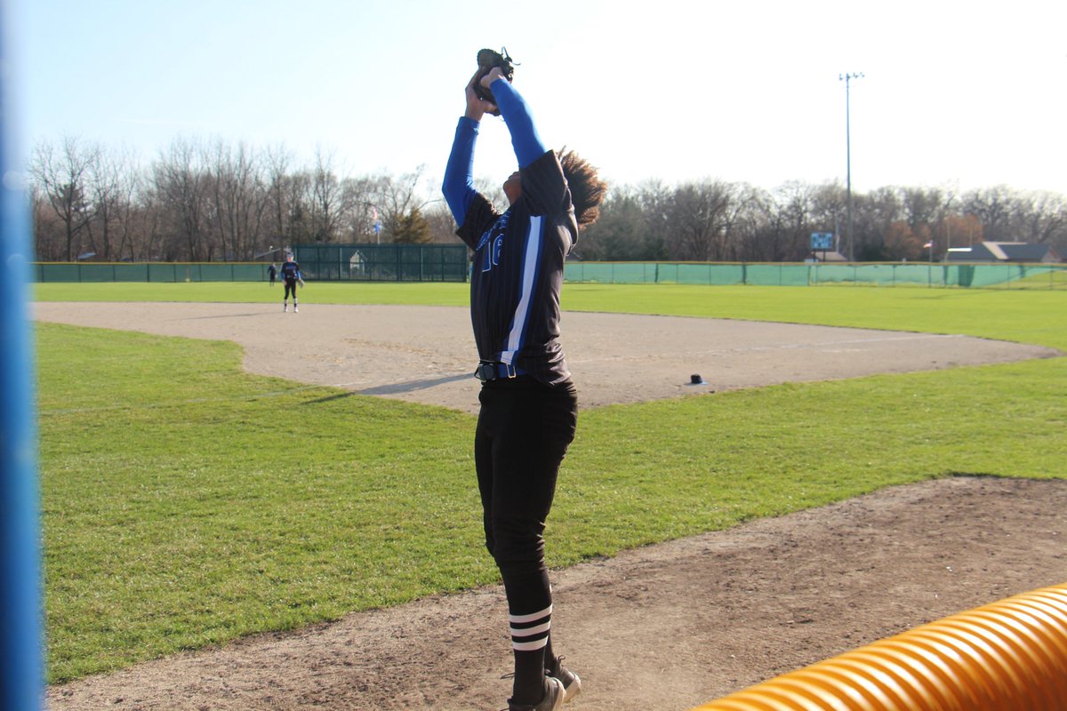 comets_baseball's tweet photo. Comets win today against BV 11-1. Drake Cole with 5 IP 2 H 4 K. Garrett Matznick 2 H 2 R. Ashton Miner 2 H 3 RBI. Chase Decker 2 H 2 R 1 RBI. Cole, Morse, Oswalt and Rowzee with hits. Kelly 2 walks. Comets 6-1-1 and host Rock Falls tomorrow. @NewmanCCHS @PrepBaseballIL https://t.co/U6sDfAo6Yn
