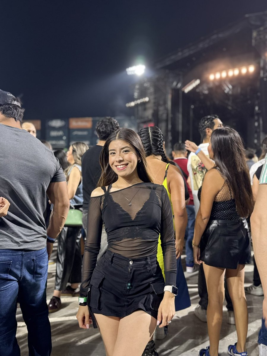 ruth_mtzdelira1's tweet image. Este concierto se disfruto brutal!! #DonOmar