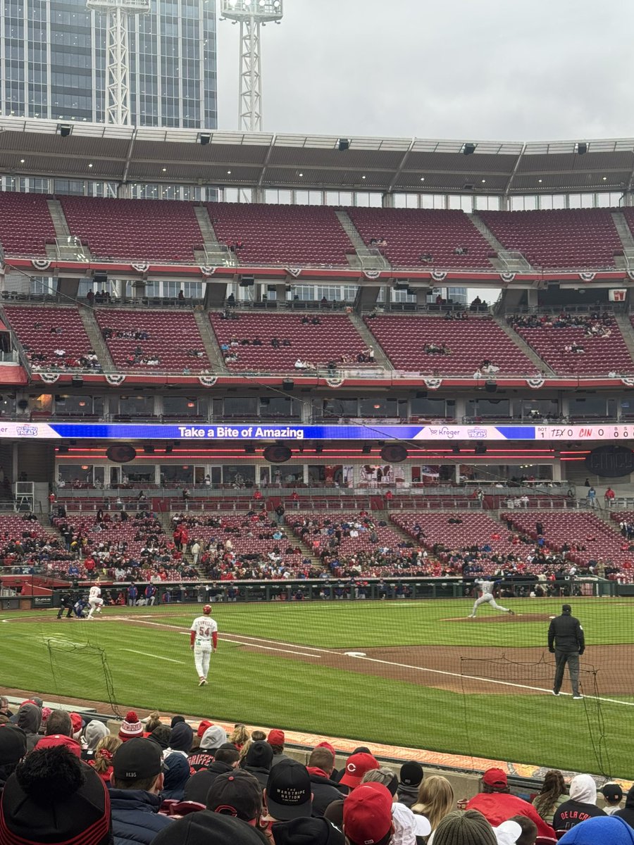 Reds Game✅⚫️🟠
#TeamBonding #Creek