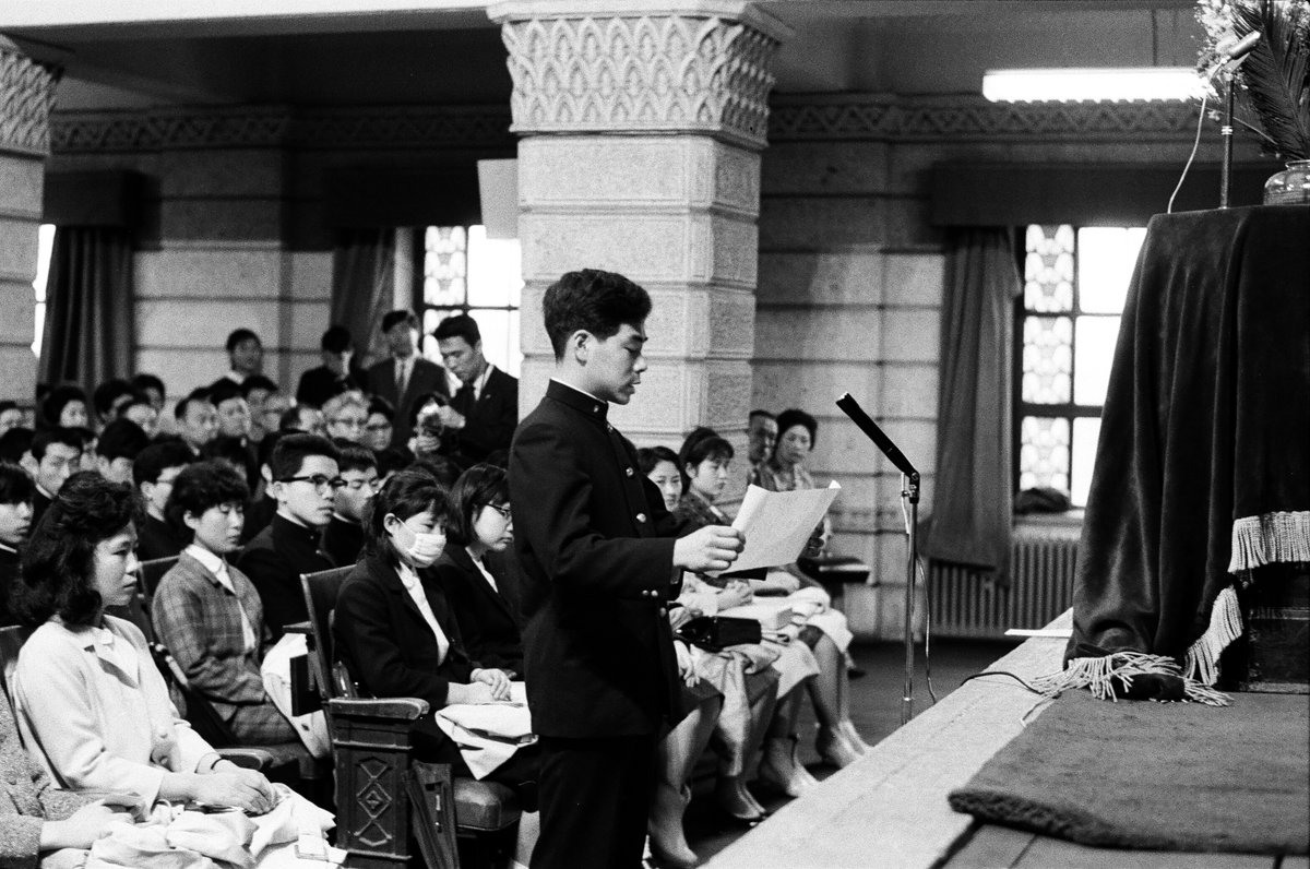 archives_sophia's tweet image. 本日は入学式です🌸🌸新入生の皆様、ご入学おめでとうございます。そして今日から新社会人になる皆様、おめでとうございます。いよいよスタートですね。今回は過去のさまざまな入学式の姿をお届けします