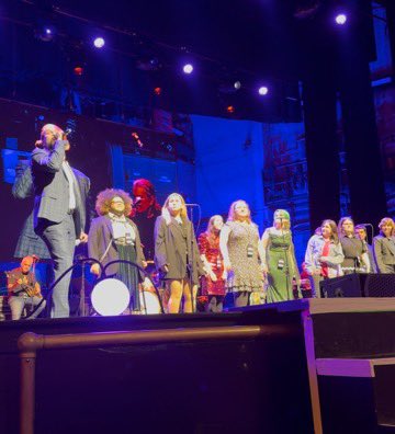 KeeganMKey's tweet image. So excited to be part of this amazing evening! Thank you to The Action Chorus for allowing me to join the show! Your rock!! Rehearsal with you was a blast!! @NEXTforAUTISM #nightoftoomanystars 🎶👨🎤👍🏽