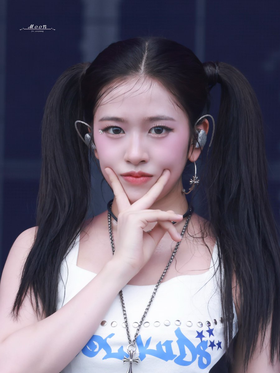 for_young__'s tweet photo. 240817 서머소닉

🎀𓂃𓂂◌

#AprilFoolsDay 
#아이브 #IVE #안유진 #유진 #yujin https://t.co/y3D4VFZoZJ