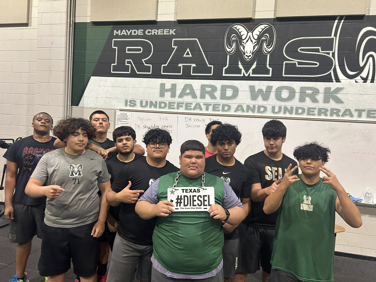 Coach_Piker's tweet image. This week’s @MCRamFootball #DIESEL OL of the week is “Muchacho” himself:

Luis Roo

Young man shows up to every workout, gives guys rides to workouts, has bought into the culture, and continues to improve his technique and craft!!

#RamTough #Ram3500 #CreekMayde