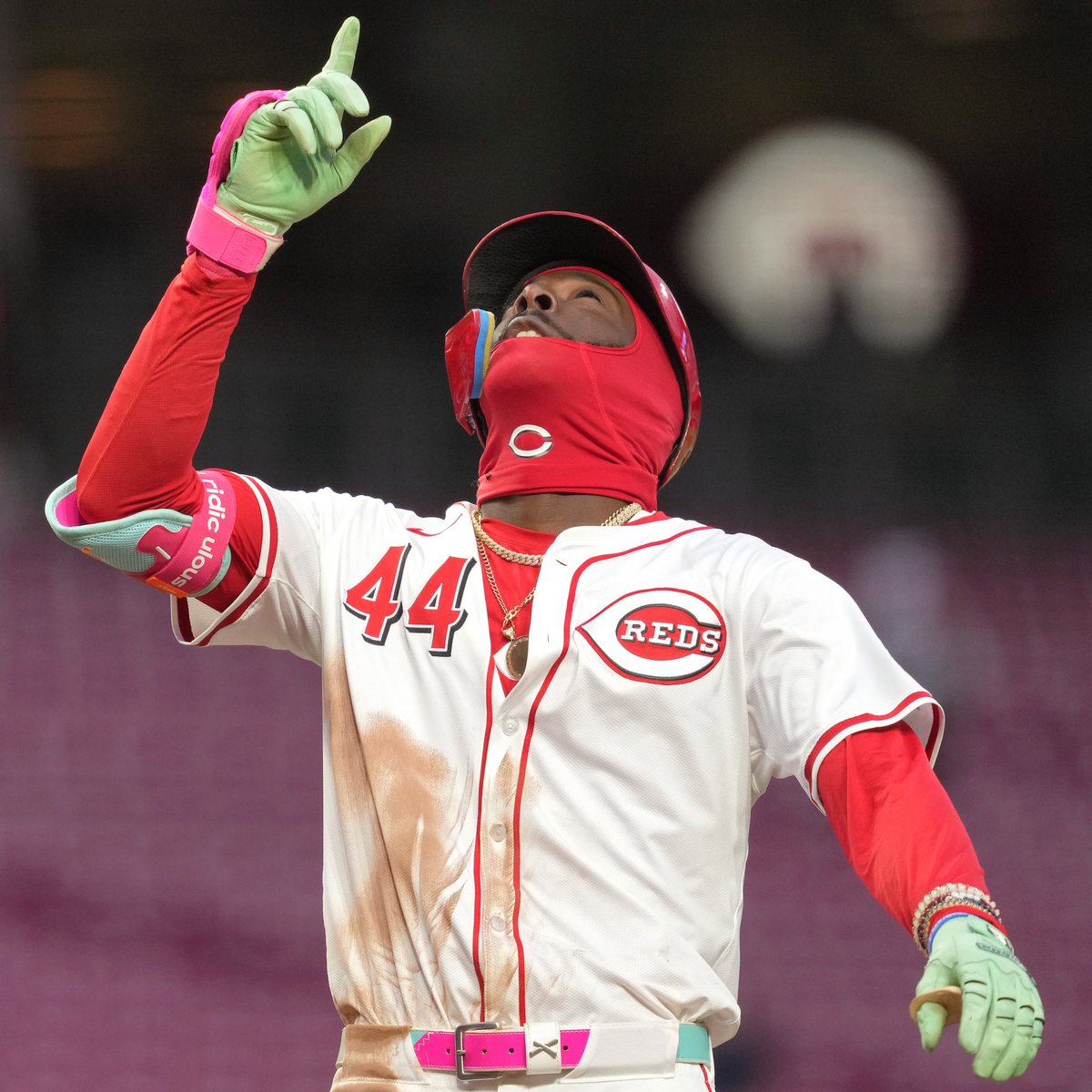 Elly De La Cruz tonight:

2 HR
4 H
4 R
7 RBI

<a href="/Reds/">Cincinnati Reds</a> | #ATOBTTR