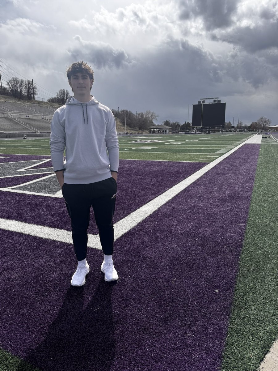 Had a great time visiting <a href="/weberstatefb/">Weber State Football</a> today!! Thank you <a href="/skyler_ridley/">Coach Ridley</a> and all the staff for having me up! 
<a href="/mmental7/">Mickey Mental</a> <a href="/cowstown/">James Cowser</a> <a href="/txute12/">Joe Dale</a> <a href="/KjarEric/">Eric kjar</a> <a href="/CODY_GARDNER/">Cody Gardner</a> <a href="/BlairAngulo/">Blair Angulo</a> <a href="/BrandonHuffman/">Brandon Huffman</a>