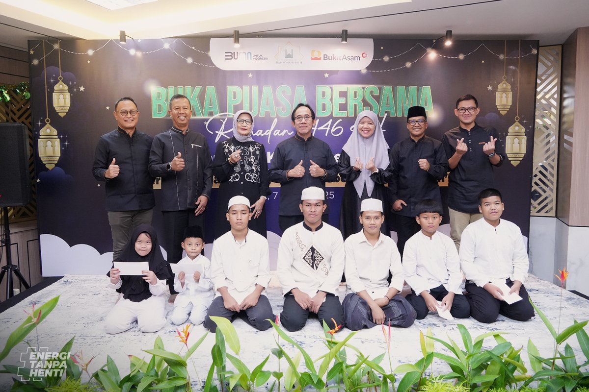 Sepanjang bulan Ramadan 1446 H, Bukit Asam menyelenggarakan rangkaian Safari Ramadan. Dilakukan di seluruh lokasi unit operasional, Bukit Asam menyambut bulan suci dengan kegiatan buka bersama serta berbagi dengan masyarakat prasejahtera, pondok pesantren, dan panti asuhan.