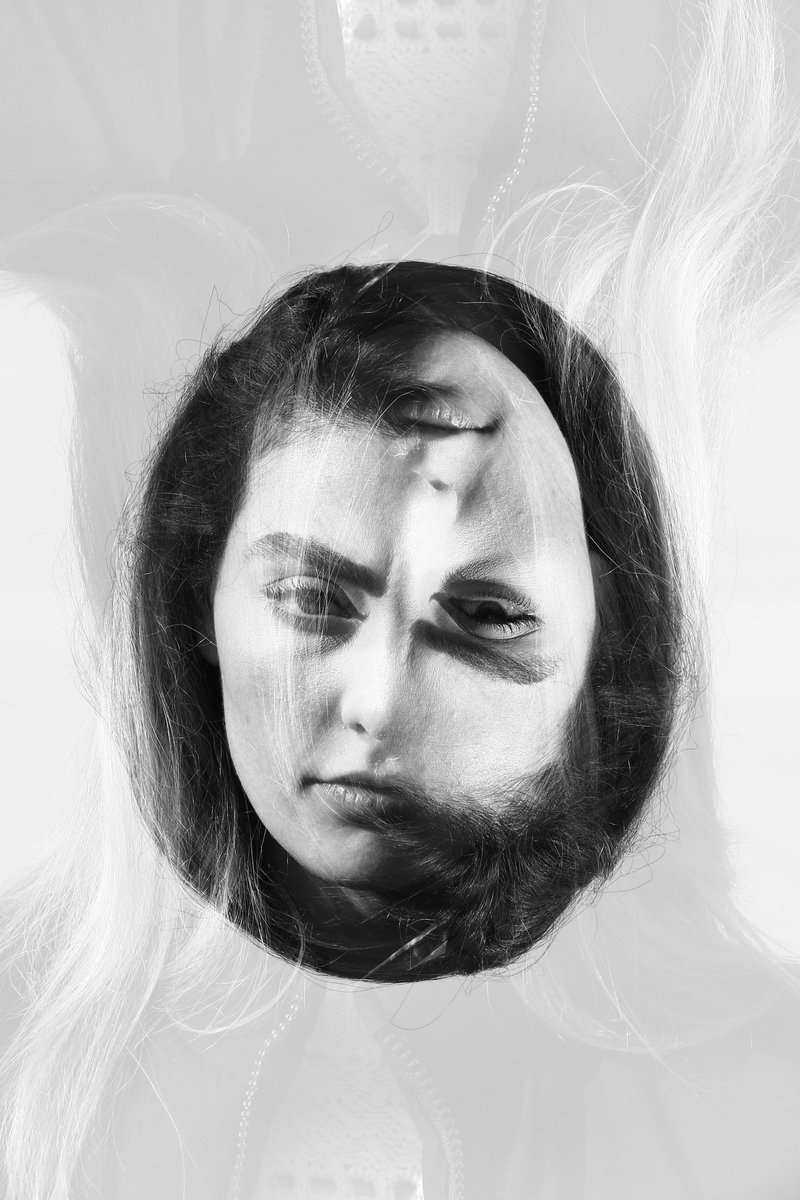 arshiaaihsra's tweet photo. Inside out, upside down.

#DoubleExposure https://t.co/E3P7H0IulQ