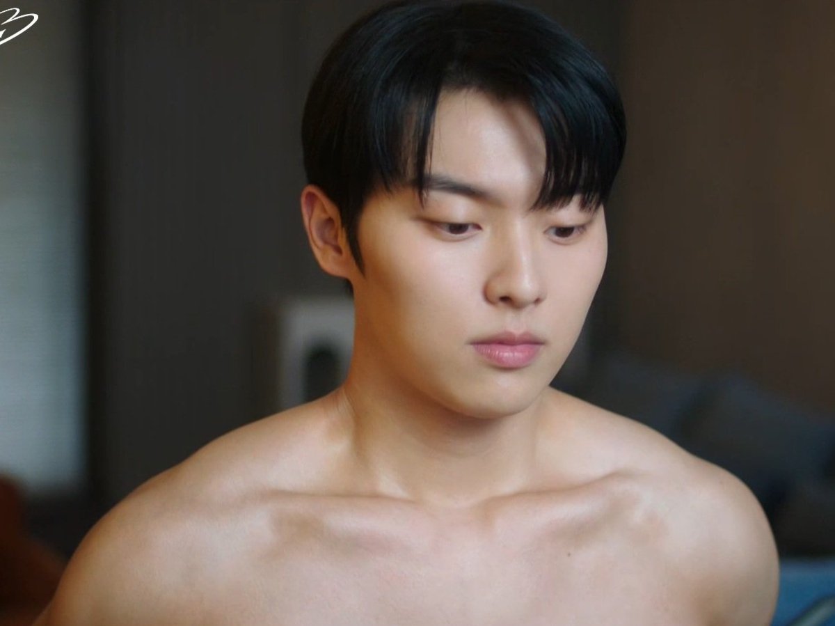 ʀᴇᴅ•̀.̫•́✧ tweet media