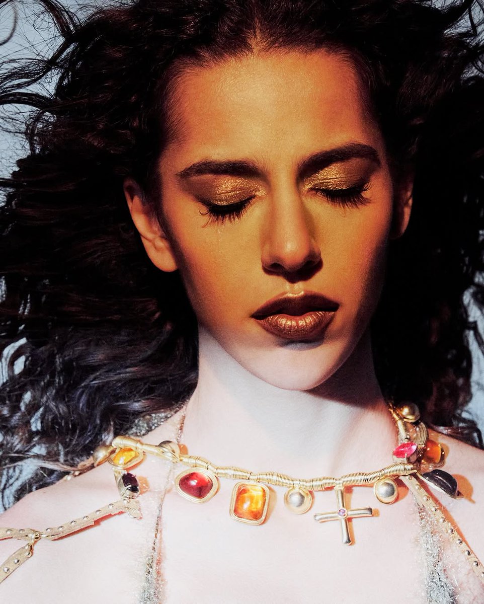 AcervoSena's tweet image. NASCEU O NOVO ÁLBUM DA MARINA SENA! #OuçaCoisasNaturais 💛